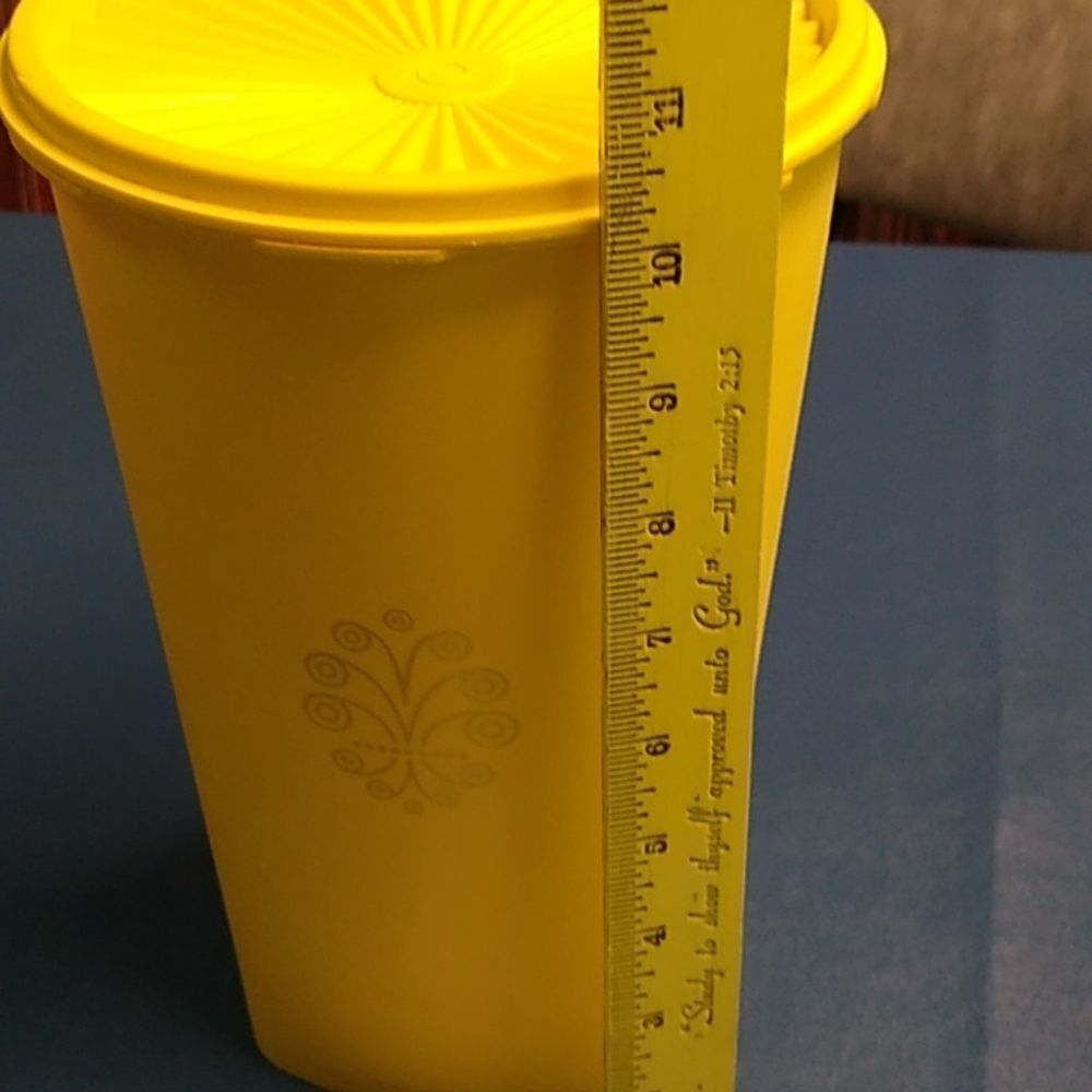 Yellow Food Storage Container - Picture 6 of 6